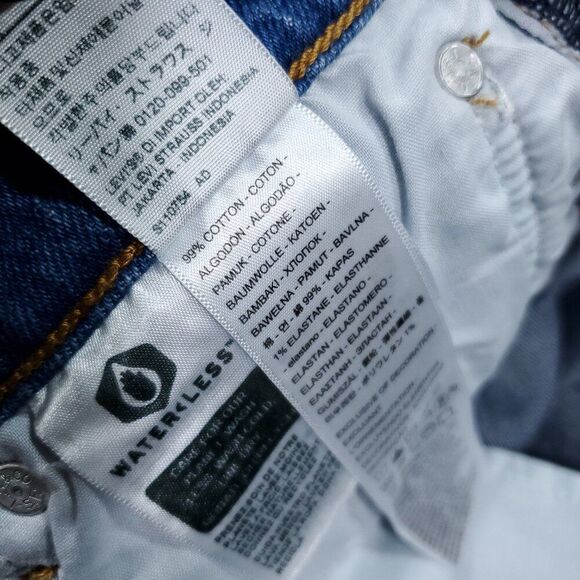 Levi's Premium Wedgie Straight Fit Medium Wash Blue Stretch Size 25x28 High Rise - Picture 8 of 10